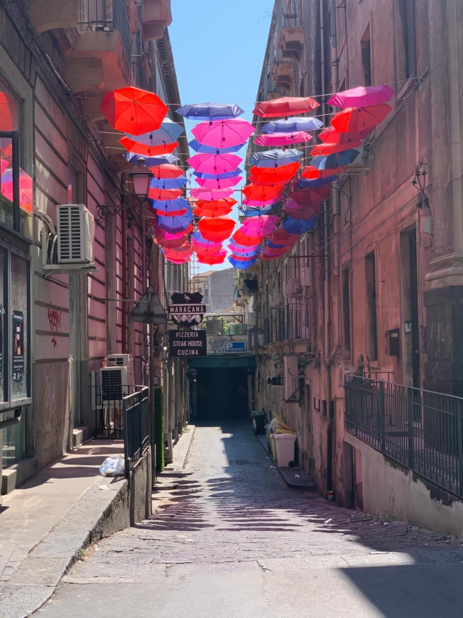 Serenityhomect Catania Eksteriør billede